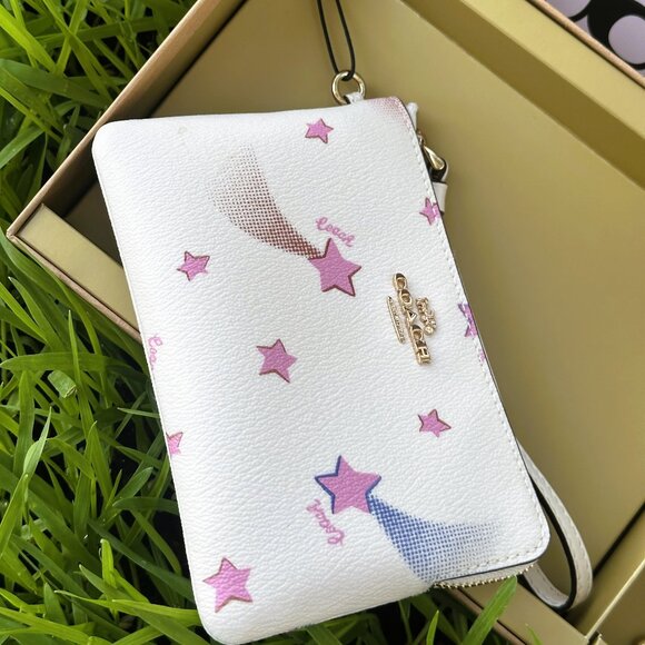 Coach Boxed Corner Zip Wristlet With Disco Star Print Pouch Bag & Charms Set NEW - Picture 6 of 13